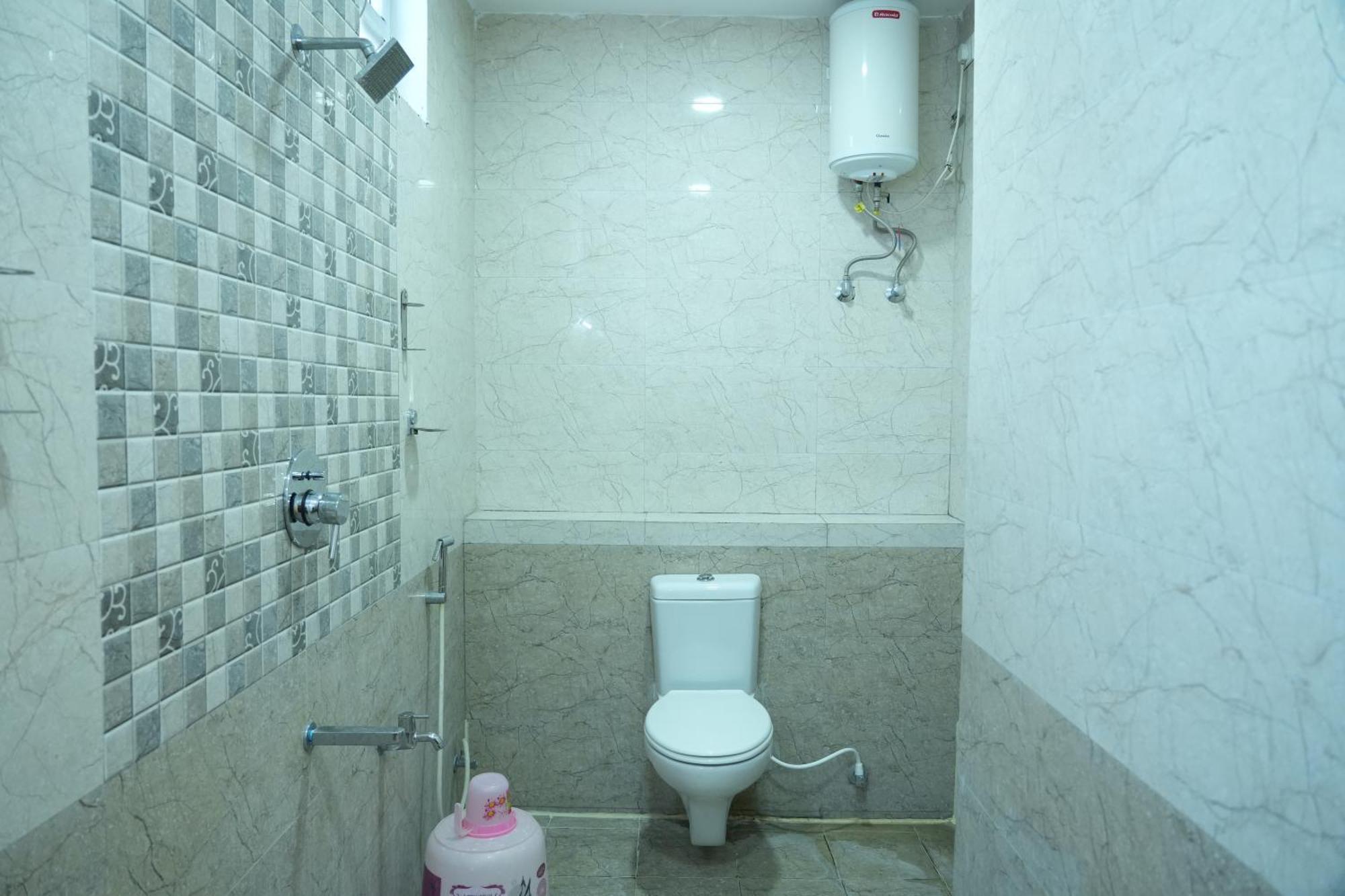 Sri Krishnan Residency Hotel Pollāchi Kültér fotó